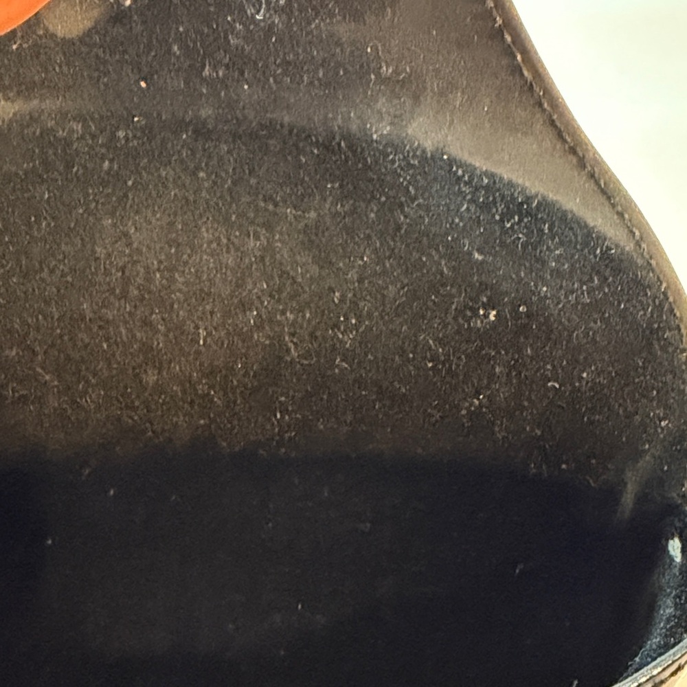 Authentic Fendi Sunglasses/Fendi Case!! - Picture 8 of 9